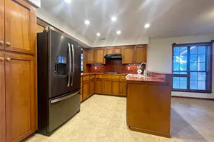 1000 Allison St, Brenham, TX 77833 - Photo 8