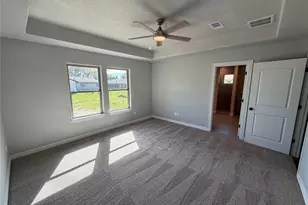 1035 S Anderson St, Angleton, TX 77515 - Photo 22