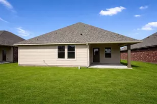 1035 S Anderson St, Angleton, TX 77515 - Photo 28