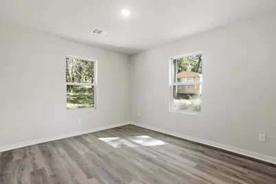 154 Lakeview Drive E, Livingston, TX 77351 - Photo 16