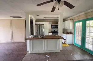 35206 Cattle Creek Rd, Pine Island, TX 77445 - Photo 4