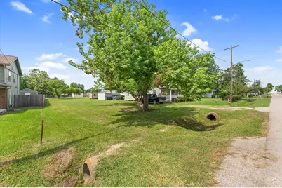 3256 Bernard Street, La Porte, TX 77571 - Photo 2