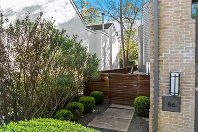 86 Sugarberry Circle, Houston, TX 77024 - Photo 2