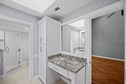 86 Sugarberry Circle, Houston, TX 77024 - Photo 32