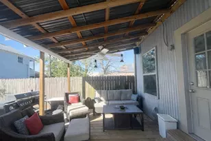 2117 Everett, Houston, TX 77009 - Photo 6