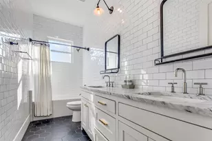 709 E 13th St, Houston, TX 77008 - Photo 34