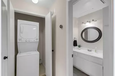 2001 Bering Drive #11H, Houston, TX 77057 - Photo 18