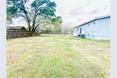 515 Fm 834 Road W, Hardin, TX 77575 - Photo 20