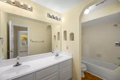 16014 Royal Garden Drive, Houston, TX 77095 - Photo 20