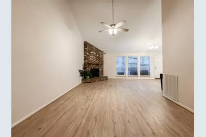 33 N Rain Forest Court, The Woodlands, TX 77380 - Photo 8