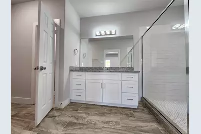 9710 Tuffly Street #B, Houston, TX 77029 - Photo 8