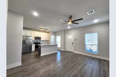 9710 Tuffly Street #B, Houston, TX 77029 - Photo 2