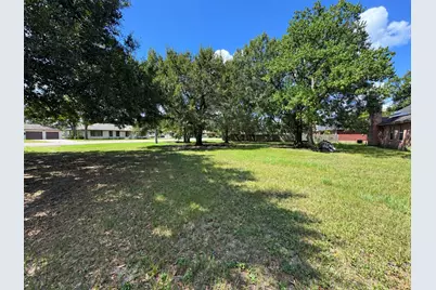 000 Elizabeth Ave, Rosenberg, TX 77471 - Photo 4
