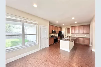 43 Panterra Way, The Woodlands, TX 77382 - Photo 8