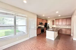 43 Panterra Way, The Woodlands, TX 77382 - Photo 8