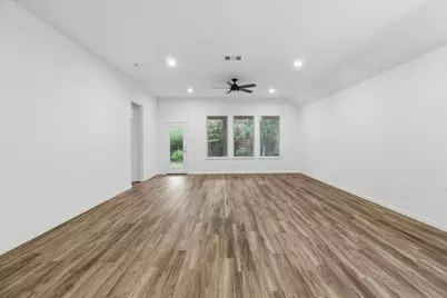 12084 Mystic Aqua Drive, Conroe, TX 77304 - Photo 12