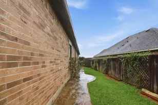 12084 Mystic Aqua Dr, Conroe, TX 77304 - Photo 28