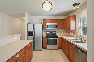 4710 Woodsend Ln, Kingwood, TX 77345 - Photo 10