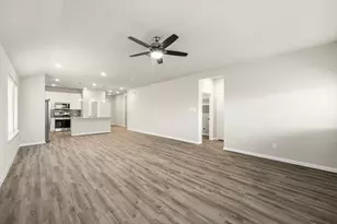 4507 Frontier Trl, Baytown, TX 77521 - Photo 10