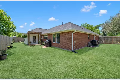 606 Walnut Street, Sweeny, TX 77480 - Photo 26
