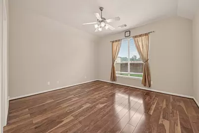 13719 Saxony Drive, Sugar Land, TX 77498 - Photo 20