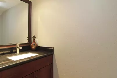 1300 Augusta Drive #32, Houston, TX 77057 - Photo 14