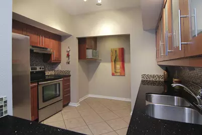 1300 Augusta Drive #32, Houston, TX 77057 - Photo 6