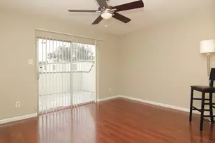 1300 Augusta Dr, Houston, TX 77057 - Photo 10