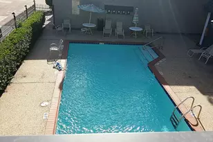1300 Augusta Dr, Houston, TX 77057 - Photo 18