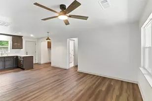 1108 Nottingham Dr, Angleton, TX 77515 - Photo 6