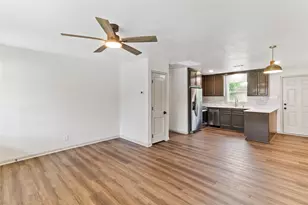 1108 Nottingham Dr, Angleton, TX 77515 - Photo 4