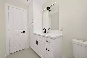 3615 Echo Grove Ln, Houston, TX 77043 - Photo 24