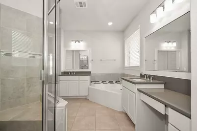 35 N Wheatleigh Drive, Tomball, TX 77375 - Photo 30