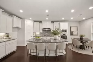35 N Wheatleigh Dr, Tomball, TX 77375 - Photo 4