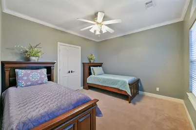 1913 Lundy Lane, Friendswood, TX 77546 - Photo 34