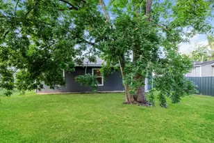 8213 Linda Vista Rd, Houston, TX 77028 - Photo 20