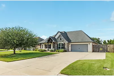 232 Creekside Lane, Lake Jackson, TX 77566 - Photo 1