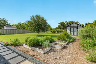 232 Creekside Ln, Lake Jackson, TX 77566 - Photo 30