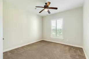 232 Creekside Ln, Lake Jackson, TX 77566 - Photo 20