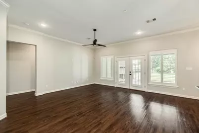 232 Creekside Lane, Lake Jackson, TX 77566 - Photo 8