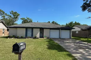 3203 Whitesail Dr, League City, TX 77573 - Photo 1