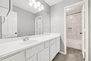 5318 Champions Way Ln, Houston, TX 77066 - Photo 12