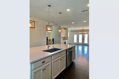 8604 Cedardale Park Drive, Houston, TX 77063 - Photo 8