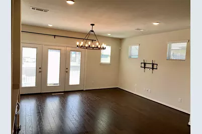 8604 Cedardale Park Drive, Houston, TX 77063 - Photo 4
