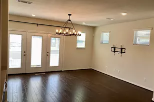 8604 Cedardale Park Dr, Houston, TX 77063 - Photo 4