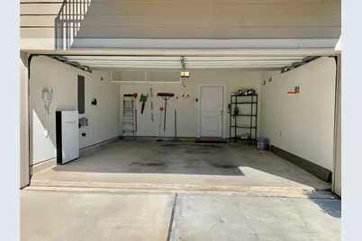 8604 Cedardale Park Drive, Houston, TX 77063 - Photo 32