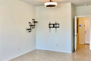 8604 Cedardale Park Dr, Houston, TX 77063 - Photo 28