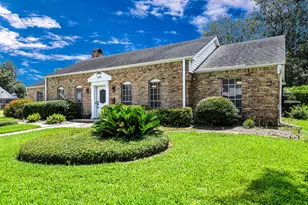 614 Val Lena Dr, Houston, TX 77024 - Photo 2