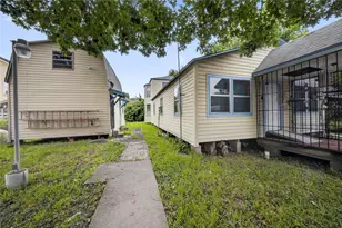 1817 McDaniel St, Houston, TX 77093 - Photo 12