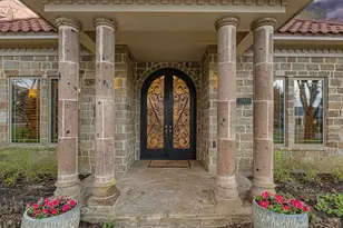 1524 Travis St, Columbus, TX 78934 - Photo 4